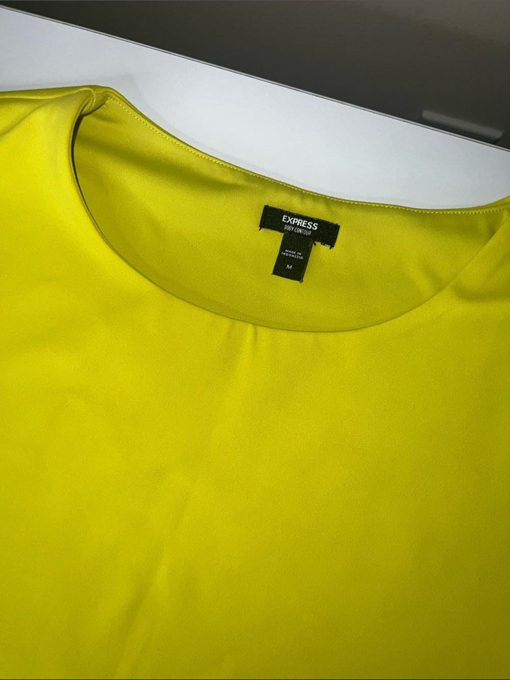 Express Bright Yellow Short Sleeve Crewneck Tee